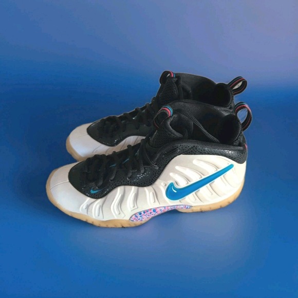 Nike Air Foamposite Pro  White Size 7 Youth EU 40 644792-102 GUC